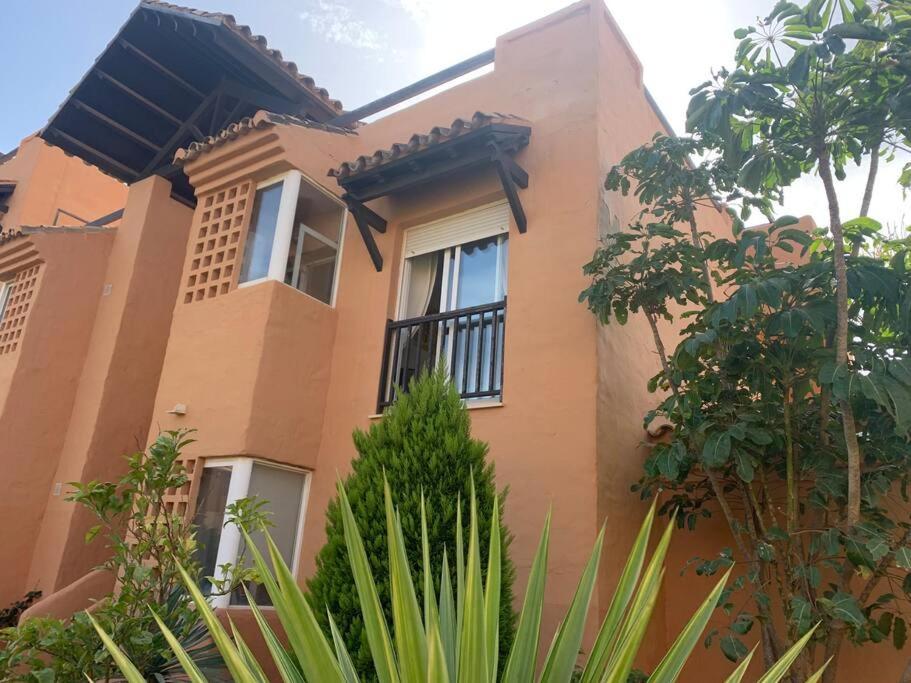 Schoenes Penthouse Mit Meerblick Pura Vida Bahia de Casares Екстериор снимка